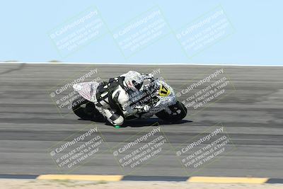 media/May-10-2025-Race Pace (Sat) [[db32fef2da]]/Vested/3-Bowl Set 1 (9am)/